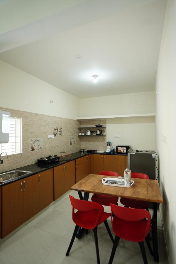 Castle Suites By Haven Homes, Kempegowda International Airport Road Bangalore Exterior photo